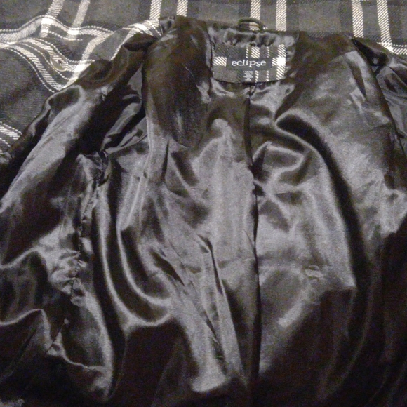 Blazers - Picture 9 of 9